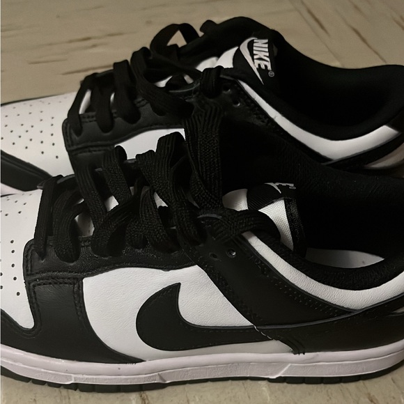 black & white panda dunks. - Picture 3 of 7